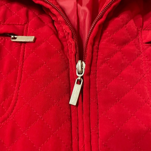 RED Jacket - Picture 2 of 9